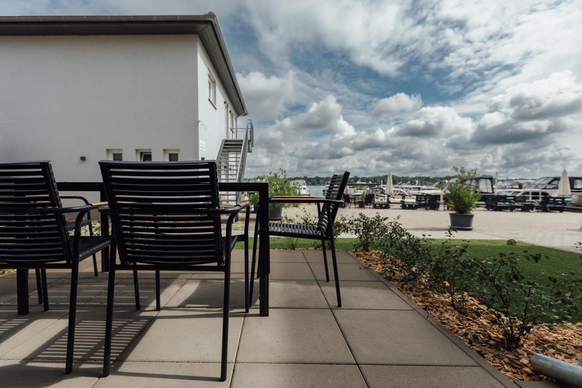 Exklusive Ferienwohnungen An Der Havel Werder  Exterior foto